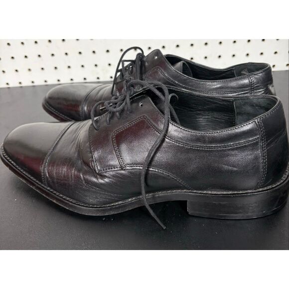 Johnston & Murphy cap toe dress shoes size 10